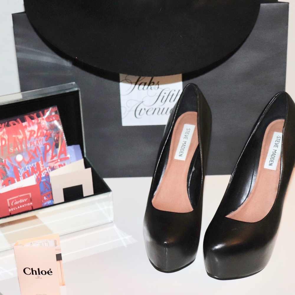 ❣️Steve Madden Dejavu in Black❣️so comfy & sexy